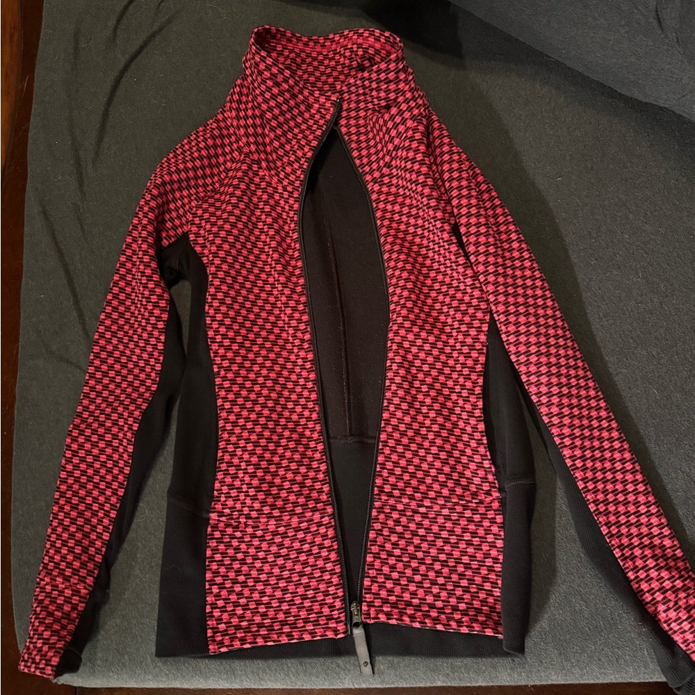 Lululemon Women's Pink and Black Jacket